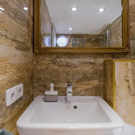 Stylish Loft - Charlottenburg Gem Apartment