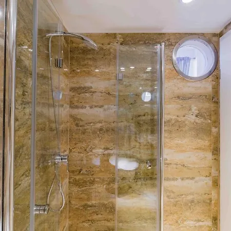 Stylish Loft - Charlottenburg Gem Berlin