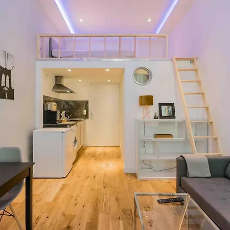 Beautiful Loft Unique in Center of Berlin Charlottenburg Apartment *