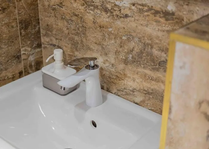 Lägenhet Stylisches Studio Mit Galerie-Schlafplatz *