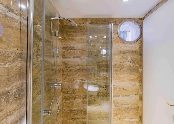 Stylisches Studio Mit Galerie-Schlafplatz Berlin