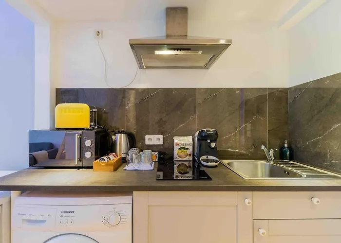 Lägenhet Stylisches Studio Mit Galerie-Schlafplatz Berlin