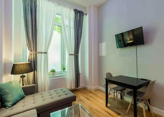 Stylisches Studio Mit Galerie-Schlafplatz